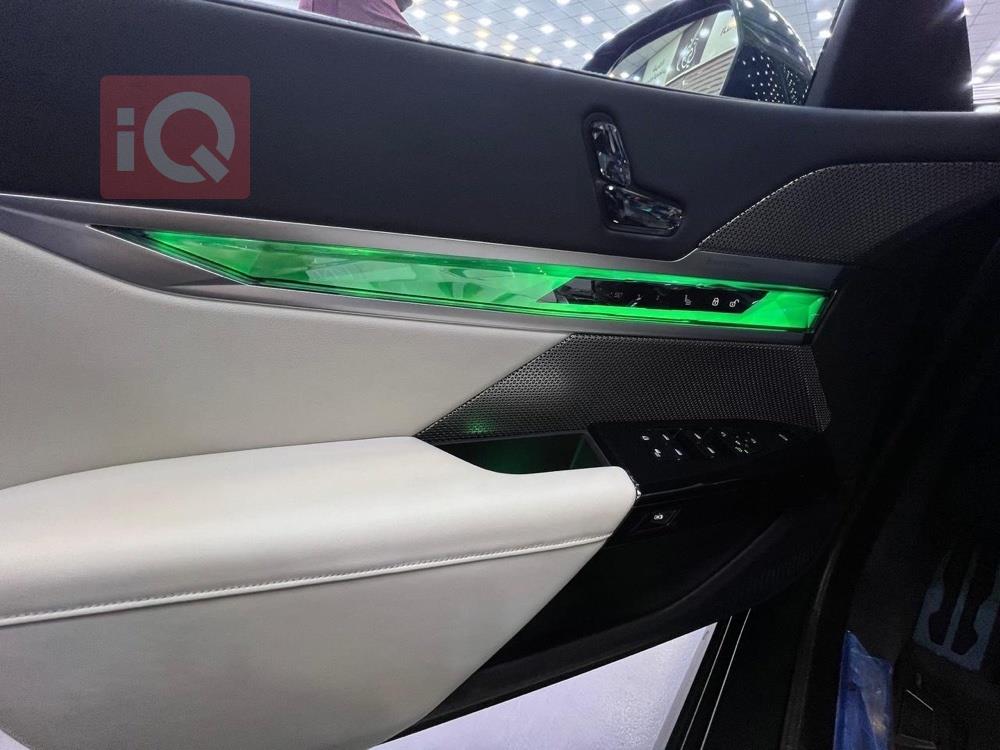 بي ام دبليو الفئة 7